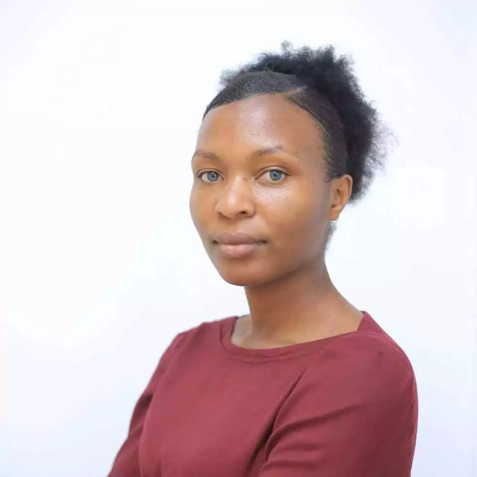  Lydie Irababarira